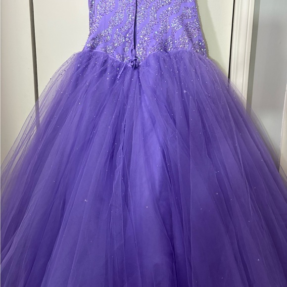 Elegant Purple Strapless Gown - Picture 6 of 11